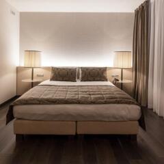 Отель Hyatt Centric Murano Venice сейф в номере