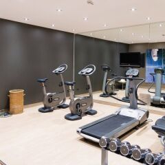 AC Hotel Firenze by Marriott фитнесс-зал