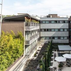 Отель Luxury Hotel Fifty House Италия, Милан - 4 отзыва об отеле, цены и фото номеров - забронировать отель Luxury Hotel Fifty House онлайн балкон