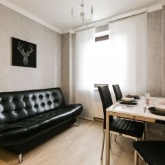 Гостиница MaxRealty24 Putilkovo, Skhodnenskaya 7 Deluxe в Москве отзывы, цены и фото номеров - забронировать гостиницу MaxRealty24 Putilkovo, Skhodnenskaya 7 Deluxe онлайн Москва комната для гостей