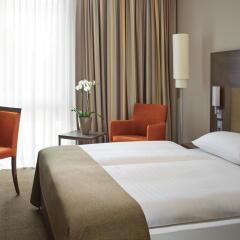 Отель InterCityHotel Berlin Hauptbahnhof комната для гостей