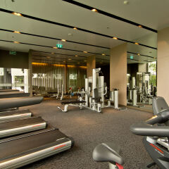 Отель Klapsons The River Residences Bangkok фитнесс-зал фото 2
