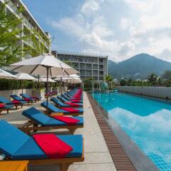 Отель Ramada by Wyndham Phuket Deevana Patong бассейн фото 9