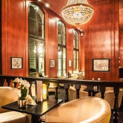 Отель Suites Albany and Spa Париж гостиничный бар