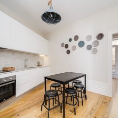 Отель Nomad's Terrace & Spacious Порту в номере фото 2