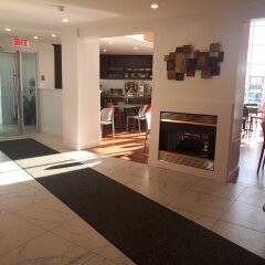 Отель Howard Johnson by Wyndham Quebec City Канада, Квебек - отзывы, цены и фото номеров - забронировать отель Howard Johnson by Wyndham Quebec City онлайн интерьер отеля фото 2