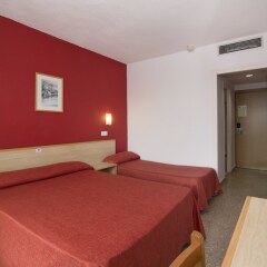 MedPlaya Hotel Santa Monica сейф в номере