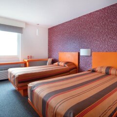 Отель City Express Junior Tijuana Otay сейф в номере