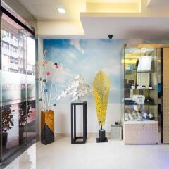 Hotel Clover The Arts интерьер отеля