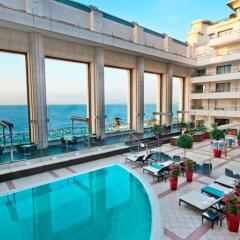 Отель Hyatt Regency Nice Palais de la Mediterranee Франция, Ницца - 2 отзыва об отеле, цены и фото номеров - забронировать отель Hyatt Regency Nice Palais de la Mediterranee онлайн бассейн фото 2