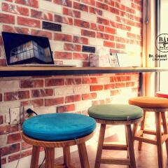Отель Br. Guesthouse Hongdae Южная Корея, Сеул - отзывы, цены и фото номеров - забронировать отель Br. Guesthouse Hongdae онлайн гостиничный бар