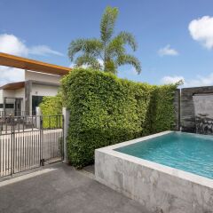 Отель The 8 Pool Villa бассейн фото 11