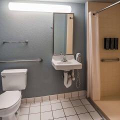 SureStay Plus Hotel by Best Western Houston Medical Center ванная фото 2