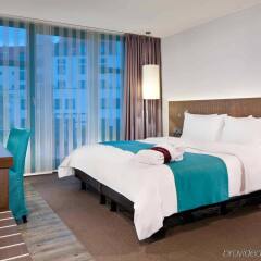 Отель Holiday Inn Düsseldorf - Hafen комната для гостей фото 5