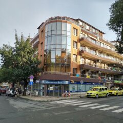 Отель Sunny Sands Studios Болгария, Бургас - отзывы, цены и фото номеров - забронировать отель Sunny Sands Studios онлайн вид на фасад