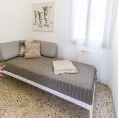 Апартаменты Accademia Charm Apartments Венеция комната для гостей фото 3