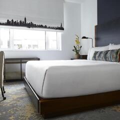The Renwick Hotel New York City, Curio Collection by Hilton 4* Стандартный номер с различными типами кроватей фото 2