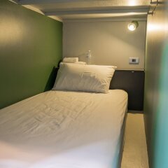 Yaks House Hostel Бангкок комната для гостей фото 5
