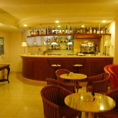 Hotel Imperial Beach гостиничный бар