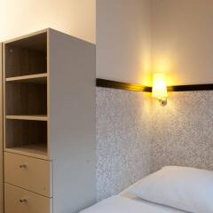 Hotel Topas сейф в номере