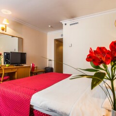 Отель Ramada by Wyndham Sofia City Center Болгария, София - 4 отзыва об отеле, цены и фото номеров - забронировать отель Ramada by Wyndham Sofia City Center онлайн удобства в номере