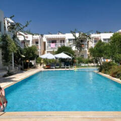 Отель Boutique Class Otel Gümüslük бассейн фото 2