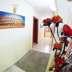 Отель B&B Centre Of The World интерьер отеля