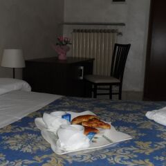 Отель Evans Guesthouse удобства в номере