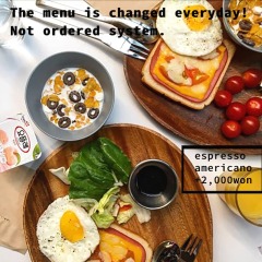 ORBIT Cafe & Guesthouse - Hostel питание