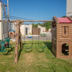 Отель Nianna Coral Bay Stunning Townhouse детские мероприятия