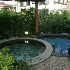 Отель Healthy Valley Private Hot Spring Villa бассейн