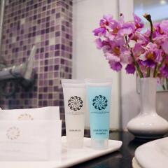 Отель CA Hotel and Residence Phuket Таиланд, Пхукет - отзывы, цены и фото номеров - забронировать отель CA Hotel and Residence Phuket онлайн ванная