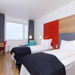 Отель Thon Hotel Kirkenes Норвегия, Киркенес - 1 отзыв об отеле, цены и фото номеров - забронировать отель Thon Hotel Kirkenes онлайн комната для гостей фото 2