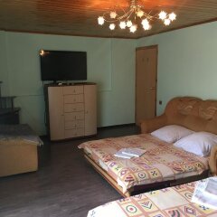 Гостиница On Samburova 242 Guest House в Анапе отзывы, цены и фото номеров - забронировать гостиницу On Samburova 242 Guest House онлайн Анапа комната для гостей фото 5