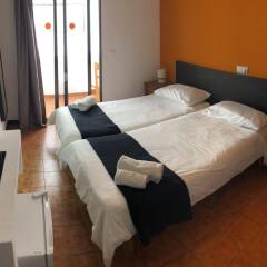 Отель Hostal Baleàric комната для гостей фото 4