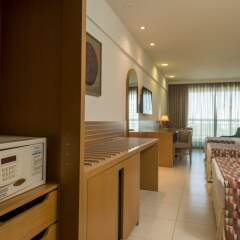 Hotel Luzeiros São Luis сейф в номере