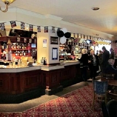 Cranbrook Hotel гостиничный бар