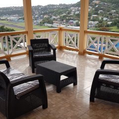 Sunburst Apartments in Bequia, St. Vincent and the Grenadines from 60$, photos, reviews - zenhotels.com balcony