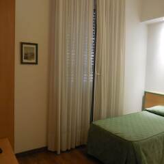 Hotel Iris комната для гостей