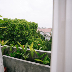Отель Iamsaigon Homestay 100 Profit For Orphanage балкон