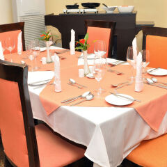 Отель Sparklyn Hotels & Suites