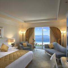 Отель Habtoor Grand Resort, Autograph Collection комната для гостей фото 2