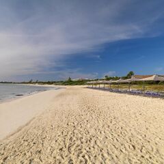 Отель Family Concierge at Paradisus Esmeralda - All Inclusive пляж