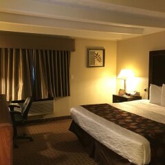 Отель Days Inn Bloomington West Блумингтон комната для гостей фото 2