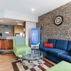 Отель Quality Inn & Suites комната для гостей фото 2