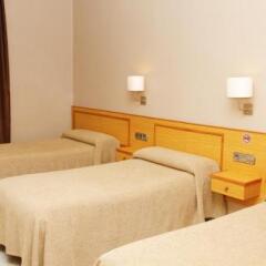 Отель Hostal Nuevo Colon Барселона детские мероприятия