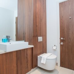 Отель 2 Bedroom Apartment Near Victoria Station Великобритания, Лондон - отзывы, цены и фото номеров - забронировать отель 2 Bedroom Apartment Near Victoria Station онлайн ванная