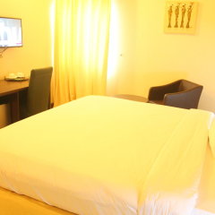 Alisa Hotel Labone in Accra, Ghana from 198$, photos, reviews - zenhotels.com guestroom photo 2