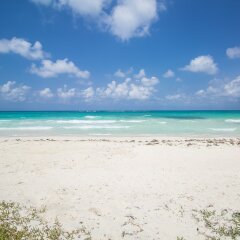 Отель Villa Island Breeze пляж