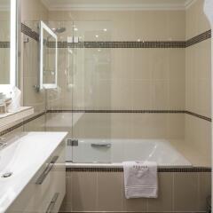 Отель Regina Hotel Франция, Париж - 14 отзывов об отеле, цены и фото номеров - забронировать отель Regina Hotel онлайн спа